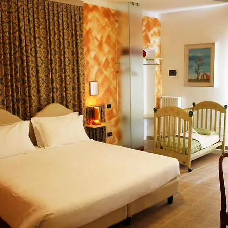 Les Reves Hotel 3*
